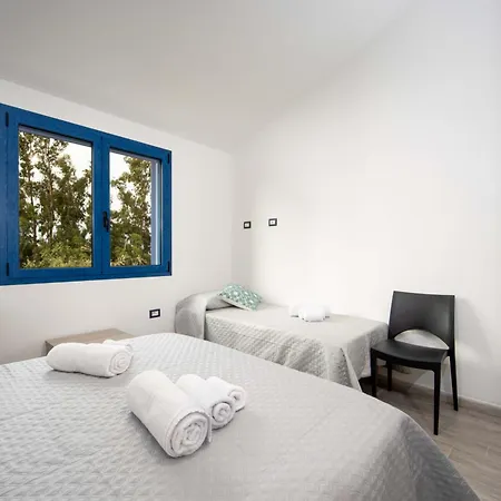 Acquamarina, Appartamenti Sul Mare Con Piscina Cardedu Exterior photo